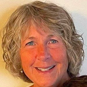 Meet your Posher, Vera